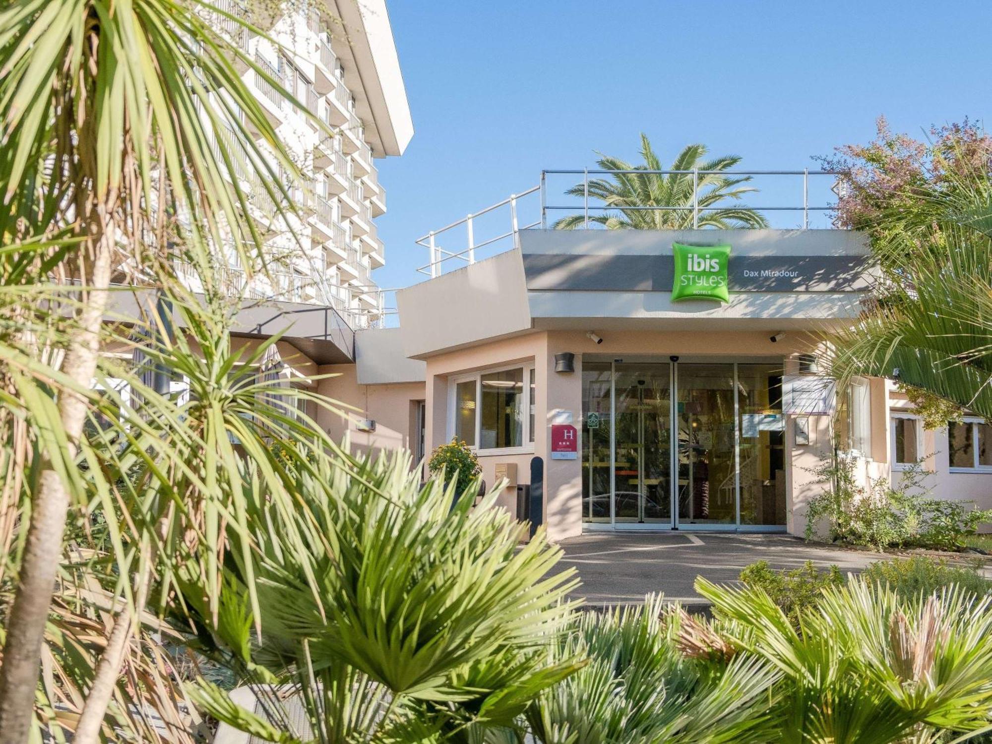 Hotel Ibis Styles Dax Centre Exterior foto